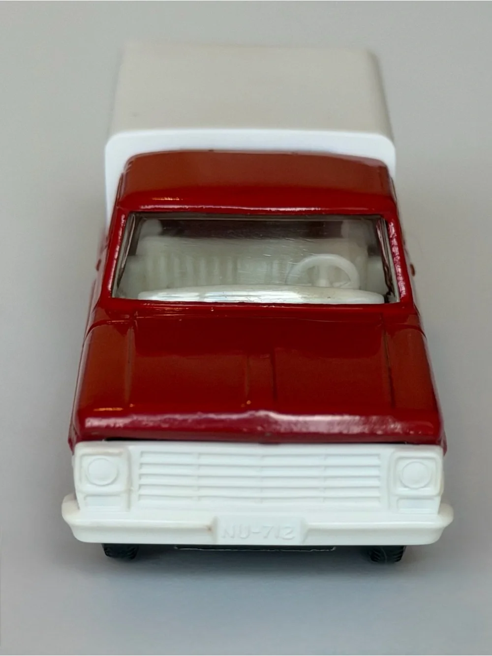 Vintage Matchbox No 6 Ford Pick Up Truck Red with White Canopy Lesney England